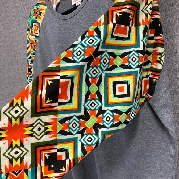 NWT Lularoe Randy Top - Picture 3 of 9